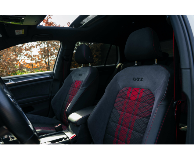 Volkswagen Golf GTI Golf GTI TCR 2.0 TSI OPF DSG L-Cars