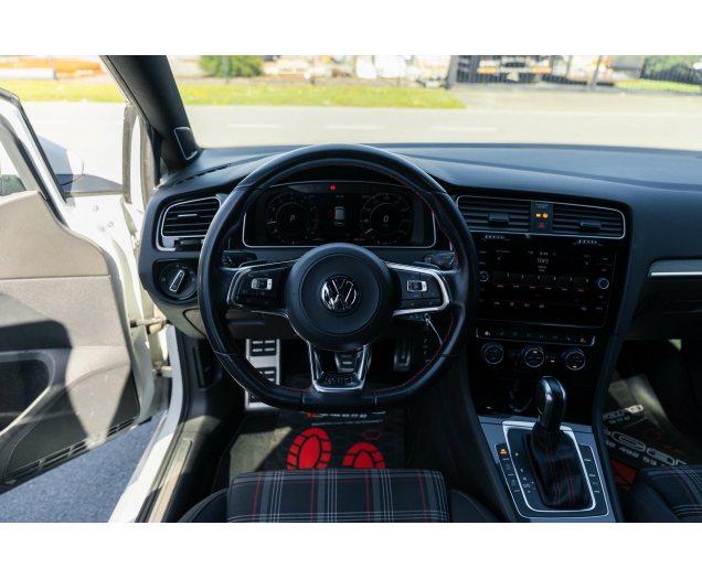 Volkswagen Golf GTI Golf GTI 2.0 TSI OPF DSG Performance L-Cars