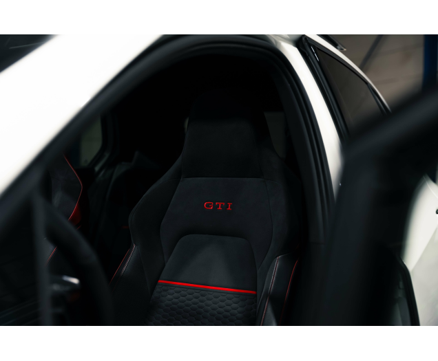 Volkswagen Golf GTI 2.0 TSI Clubsport OPF DSG Pano/H&K/IQ LED's L-Cars