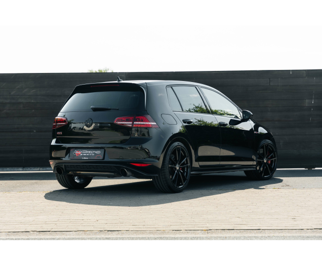 Volkswagen Golf GTI Golf 2.0 TSI Performance DSG L-Cars