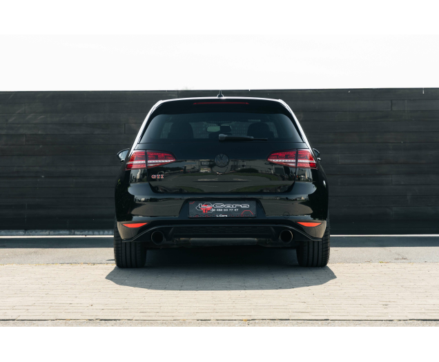 Volkswagen Golf GTI Golf 2.0 TSI Performance DSG L-Cars