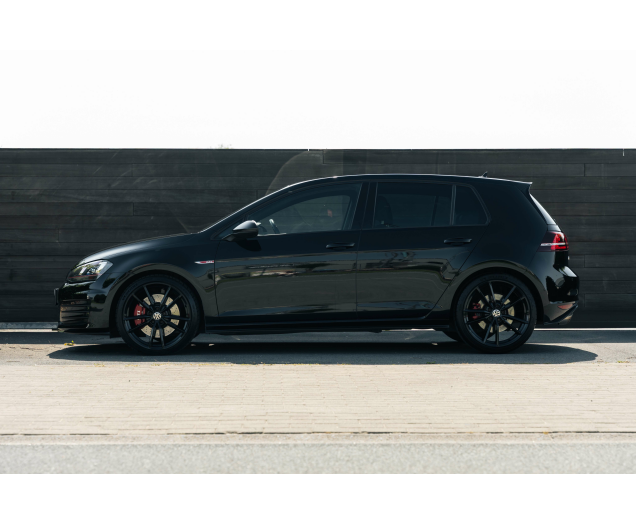 Volkswagen Golf GTI Golf 2.0 TSI Performance DSG L-Cars