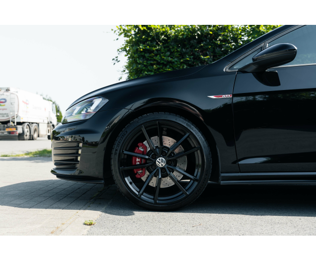 Volkswagen Golf GTI Golf 2.0 TSI Performance DSG L-Cars