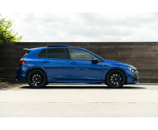 Volkswagen Golf R Golf Variant R 2.0 TSI 4Motion DSG H&K/HUD/AKRA/Nurburgring/DCC/Performance pack L-Cars