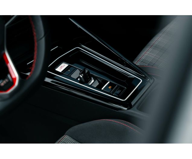 Volkswagen Golf GTI Golf 2.0 TSI GTI OPF DSG H&K/Pano/IQ light L-Cars