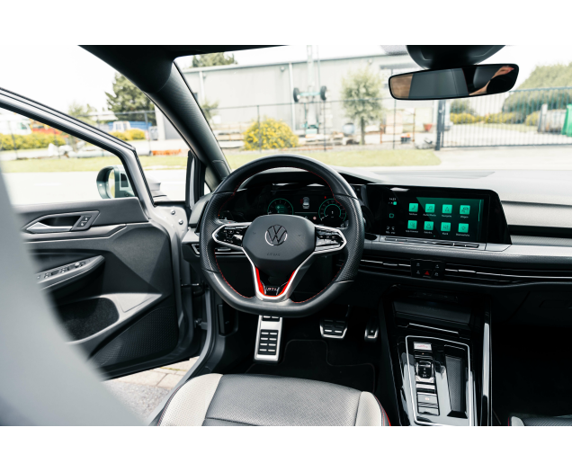 Volkswagen Golf GTI Golf 2.0 TSI GTI OPF DSG Pano/IQ light/DCC/Leder L-Cars