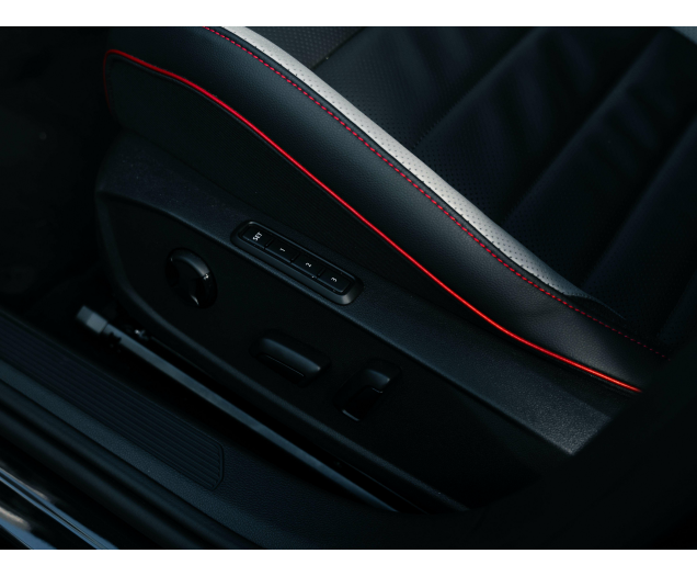 Volkswagen Golf GTI 2.0 TSI Clubsport OPF DSG Pano/H&K/IQ LED's L-Cars