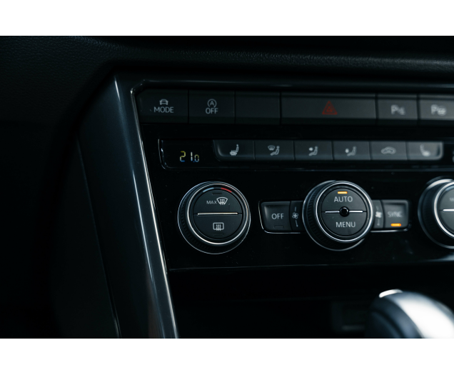 Volkswagen T-Roc DSG Sport R-Line L-Cars
