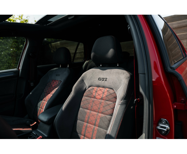 Volkswagen Golf GTI Golf 2.0 TSI TCR OPF DSG L-Cars
