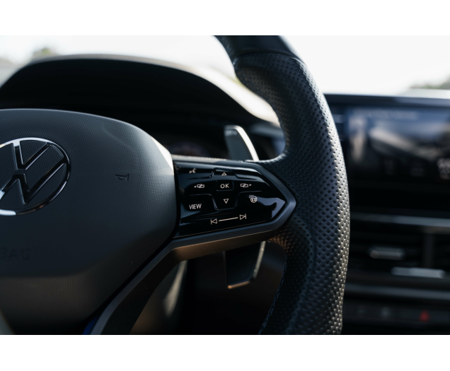 Volkswagen T-Roc T-Roc R 2.0 TSI 4Motion DSG AKRA/IQ drive/Beats/Pano L-Cars