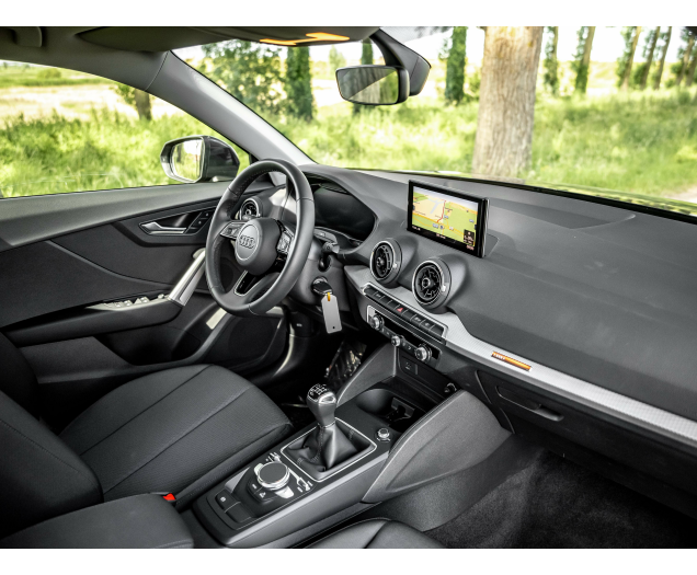 Audi Q2 30 TFSI,Virtuele Cockpit,Navigatie,Parkeerhulp Autohandel Quintens