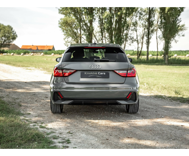 Audi A1 30 TFSI,S line,Virtuele Cockpit,Parkeerhulp, Autohandel Quintens