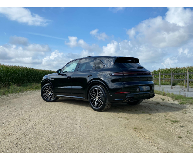 Porsche Cayenne NIEUW ,E-Hybrid,Trekhaak,Sport Pack,Panodak,21' Autohandel Quintens