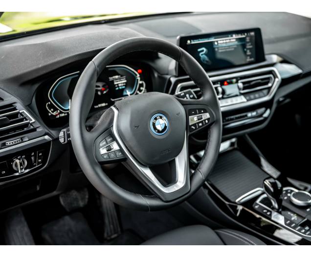 BMW X3 Hybrid,30e,200 kW,Leder Sport,Life cockpit,Nieuw Autohandel Quintens