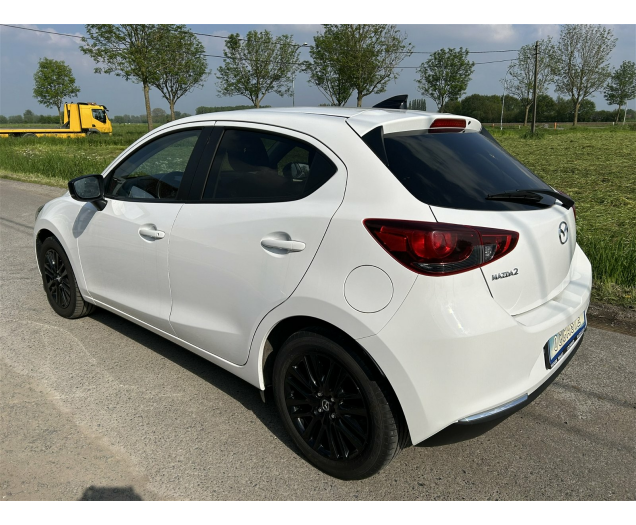 Mazda 2 MY2022 5DR HATCH 1.5L SKYACTIV-G 75 hp Homura 8 inch 6MT Garage Vande Walle