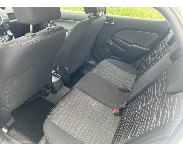 Mazda 2 GROOVE Garage Vande Walle