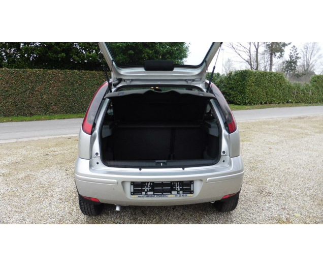 Opel CORSA  Autobedrijf Vynckier