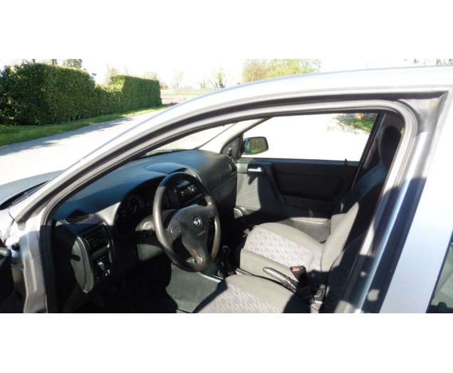 Opel ASTRA 14i16v benzine Autobedrijf Vynckier