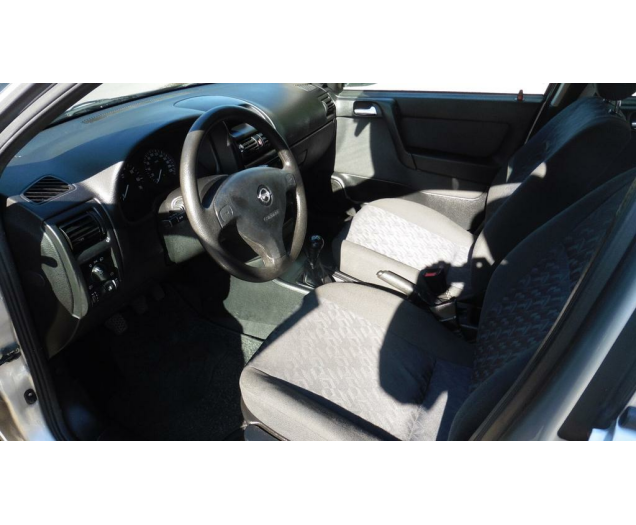 Opel ASTRA 14i16v benzine Autobedrijf Vynckier