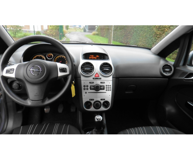 Opel CORSA enjoy 34000 km!!! Autobedrijf Vynckier