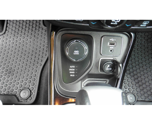 Jeep COMPASS automaat  Autobedrijf Vynckier