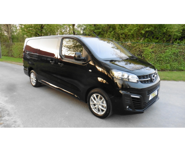 Opel  Vivaro C 20HDI L2H1 Autobedrijf Vynckier
