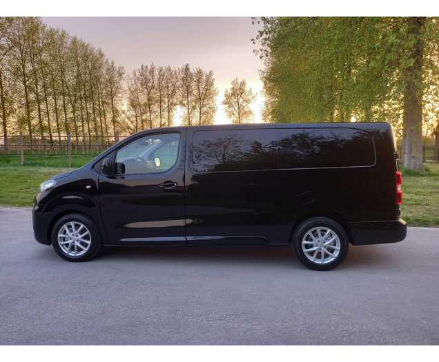 Opel  Vivaro C 20HDI L2H1 Autobedrijf Vynckier