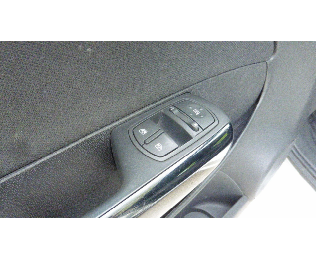 Opel  CORSA D 12i16v Autobedrijf Vynckier