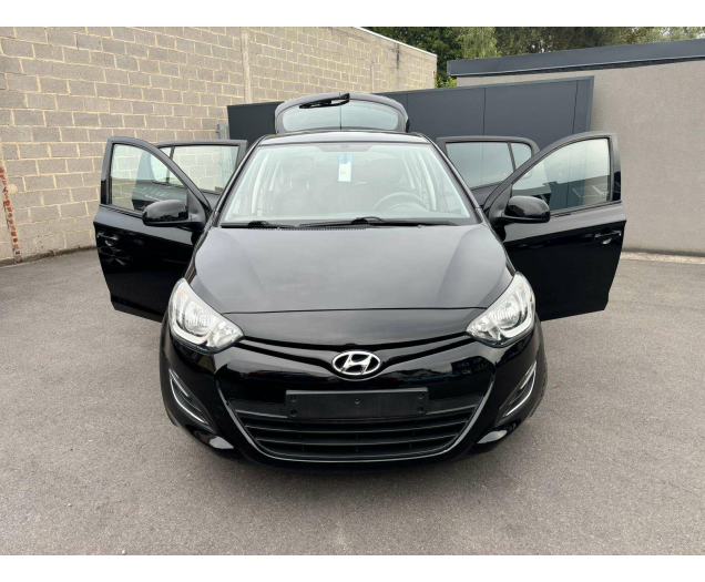 Hyundai i20 1.4i Go!AUTOMAT*AIRCO 1Jaar garantie 41000KM!!!! Ninove auto