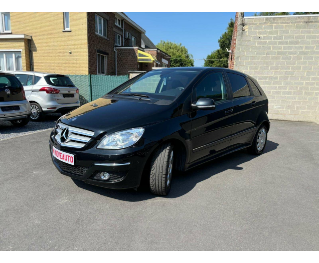 Mercedes-Benz B 180 d CDI Essential*AUTOMAAT BLUETH CRUISE PARKSENSOR Ninove auto