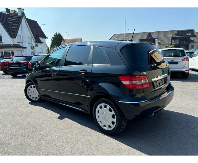 Mercedes-Benz B 180 d CDI Essential*AUTOMAAT BLUETH CRUISE PARKSENSOR Ninove auto