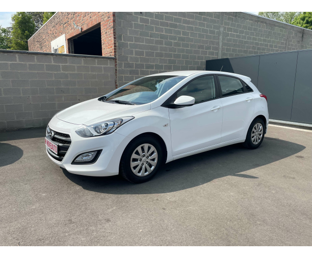 Hyundai i30 1.6d CRDi GO! ISG*ST/SP AIRCO BLUETH USB EU6b Ninove auto