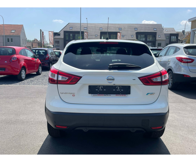 Nissan Qashqai 1.5d  dCi 2WD Connect Edition*PANODAK CAM NAV Ninove auto