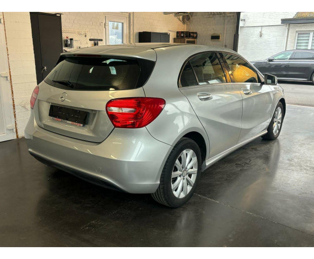 Mercedes-Benz A 180 i BE Edition*AUTO NAV BLUETH VW ZETELSEU6 Ninove auto