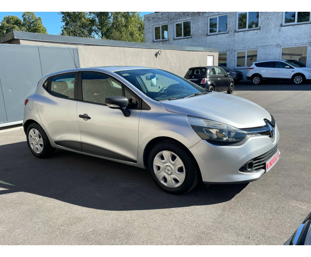 Renault Clio IV 1.2i Authentique*AR BLUETH USB PARK SENSO EU6b Ninove auto