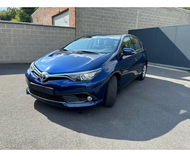 Toyota Auris 1.2i Turbo Dynamic Multidrive S*CAM NAV AUTOMAT Ninove auto