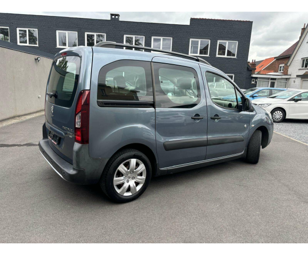 Peugeot Partner TEPEE 1.6d e-HDi Outdoor*AIRCO PARKSENSOR Ninove auto