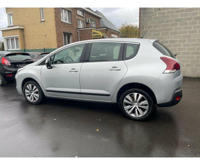 Peugeot 3008 1.6d HDi Allure*NAV BLUETH AIRCO PARKSENSOR Ninove auto