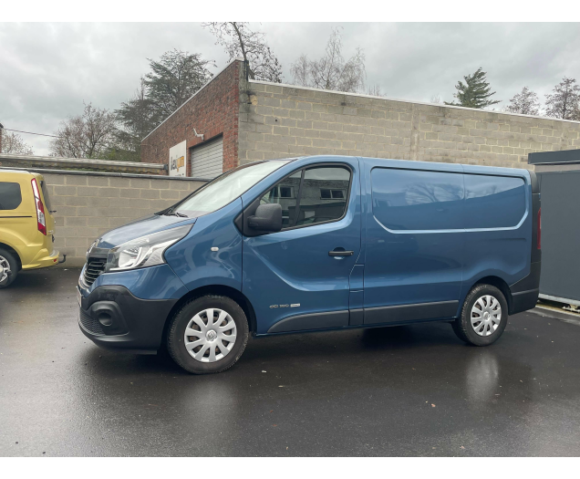 Renault Trafic 1.6d dCi 140CV Energy* L2H1 LICHTE VRACHT NAV BLUE Ninove auto