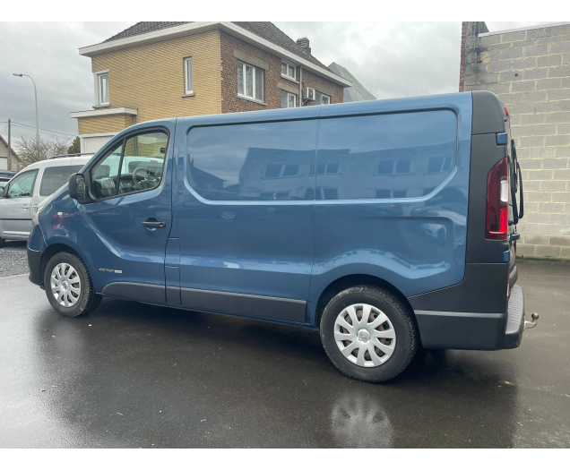 Renault Trafic 1.6d dCi 140CV Energy* L2H1 LICHTE VRACHT NAV BLUE Ninove auto