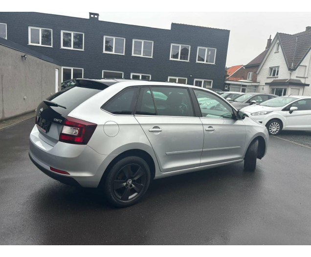 Skoda Rapid/Spaceback Rapid 1.2i TSI Spaceback Style*NAV PANO PARKSENSO Ninove auto