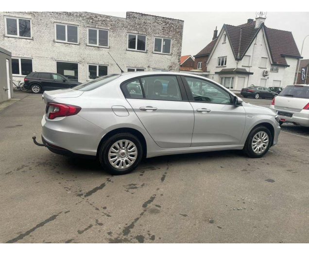 Fiat Tipo 1.4i Pop*BLUETH AIRCO PARKSENSOR USB Ninove auto