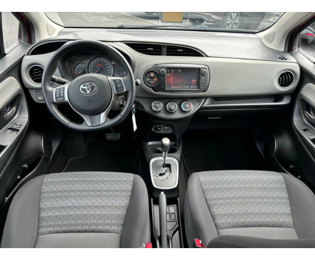 Toyota Yaris 1.33i*AUTOMAAT CAM BLUETH USB AIRCO Ninove auto