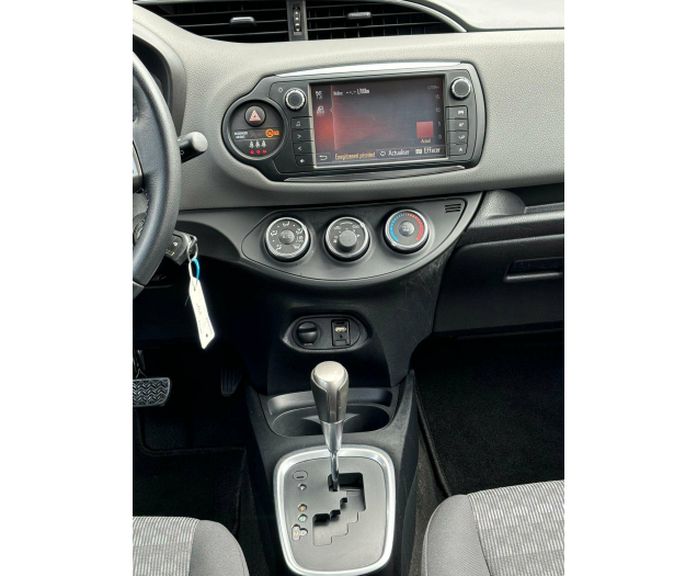 Toyota Yaris 1.33i*AUTOMAAT CAM BLUETH USB AIRCO Ninove auto