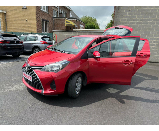 Toyota Yaris 1.33i*AUTOMAAT CAM BLUETH USB AIRCO Ninove auto