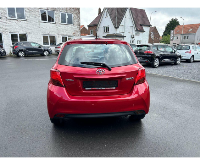 Toyota Yaris 1.33i*AUTOMAAT CAM BLUETH USB AIRCO Ninove auto