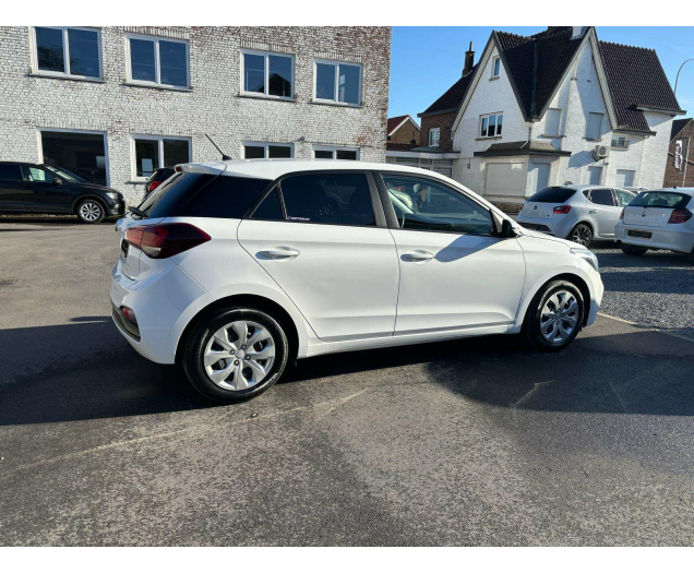 Hyundai i20 1.2i*AIRCO CRUISE USB CARPASS 12 MAANDEN GARANTIE Ninove auto