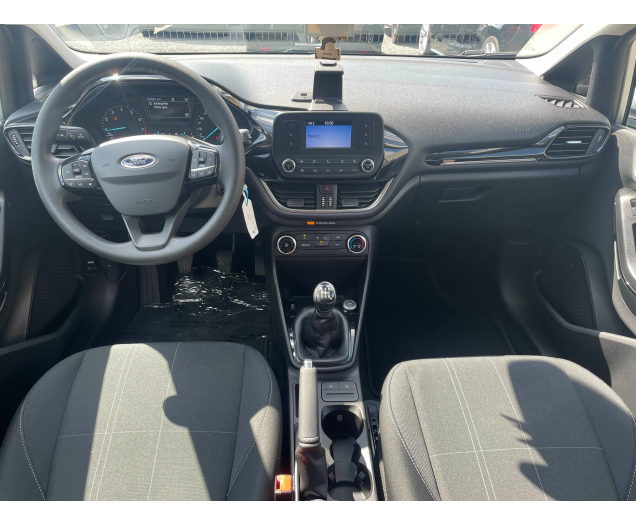 Ford Fiesta 1.1i Titanium  AIRCO BT USB EU6b (nieuw model) Ninove auto