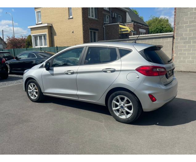 Ford Fiesta 1.1i Titanium  AIRCO BT USB EU6b (nieuw model) Ninove auto