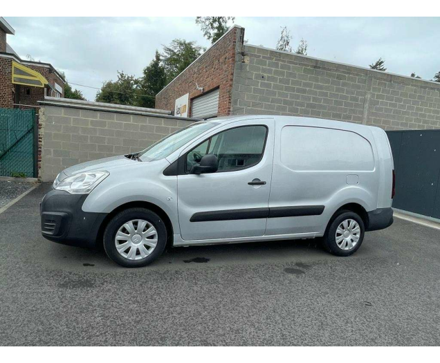 Citroen Berlingo 1.6d HDI* LICHTE VRACHT AIRCO €7950+21%TVA Ninove auto